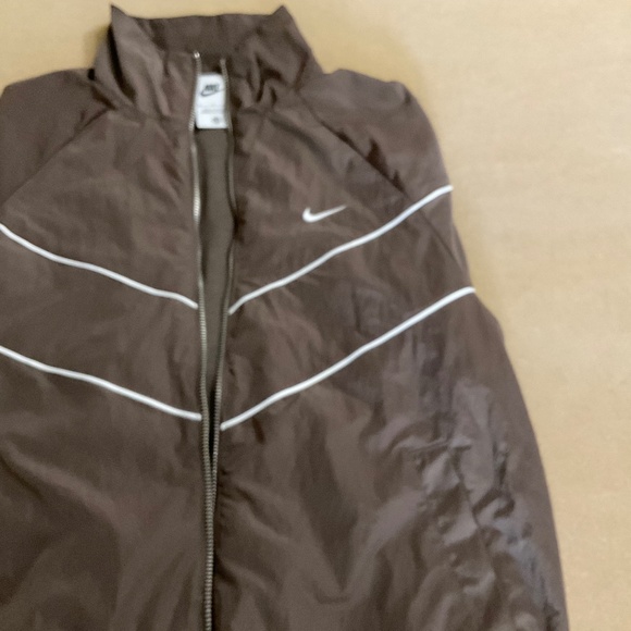 Nike Windjammer Jacket and Pants - Picture 4 of 6